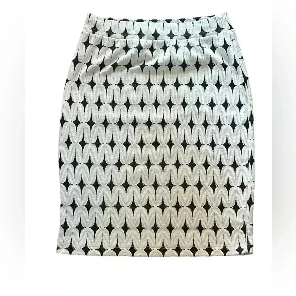 Renee C. Black and White Geometric Pencil Skirt